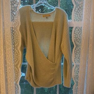 Urban Outfitters Cream V-Neck Sweater Cozy Knit